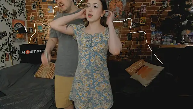 Snapshot of yamy_yamy_yamy chatting on December 28, 2024, 1:28 pm yamy yamy yamy online show from December 28, 2024, 1:28 pm