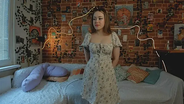 Snapshot of yamy_yamy_yamy chatting on February 18, 2025, 11:44 am yamy yamy yamy online show from February 18, 2025, 11:44 am