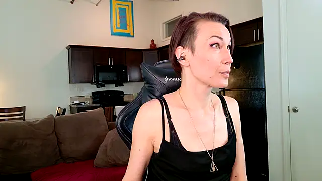 Snapshot of EveEnigma chatting on March 15, 2025, 3:59 pm EveEnigma online show from March 15, 2025, 3:59 pm