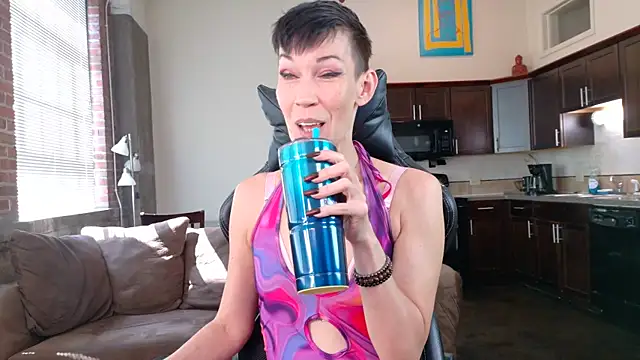 Snapshot of EveEnigma chatting on September 12, 2025, 6:41 pm EveEnigma online show from September 12, 2025, 6:41 pm