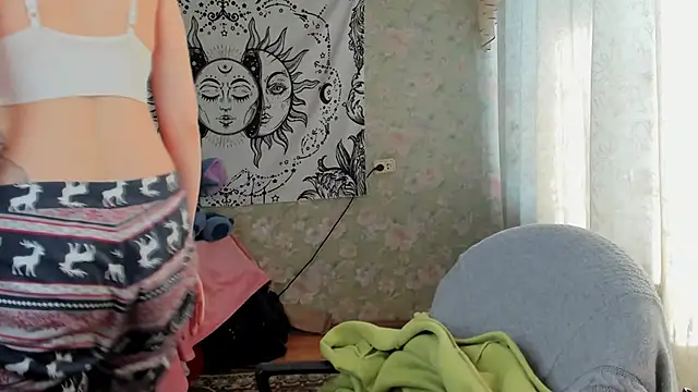 Cutie Adelia online show from March 16, 2025, 9:05 am