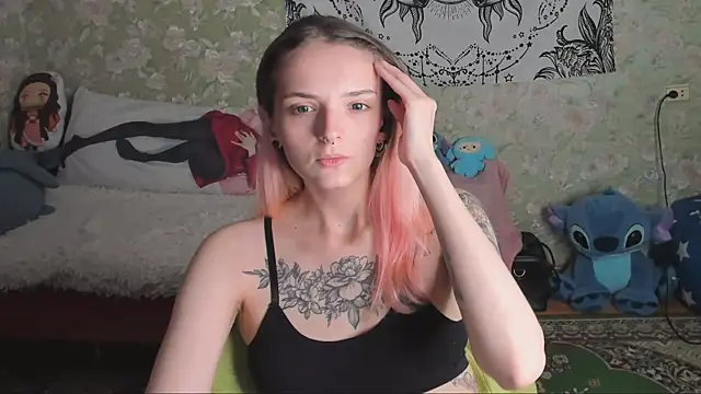 Cutie Adelia online show from September 28, 2025, 9:58 am