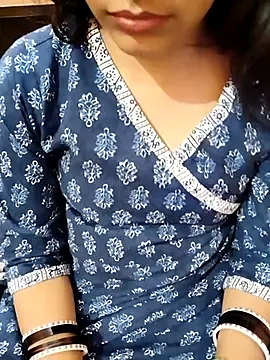Snapshot of Diya_143 chatting on March 1, 2025, 11:17 am Diya 143 online show from March 1, 2025, 11:17 am