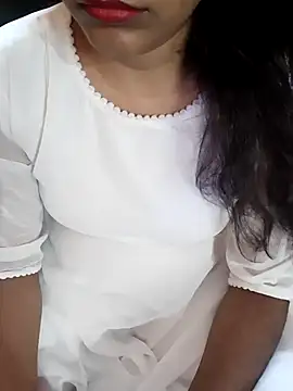 Snapshot of Diya_143 chatting on October 9, 2025, 10:02 am Diya 143 online show from October 9, 2025, 10:02 am