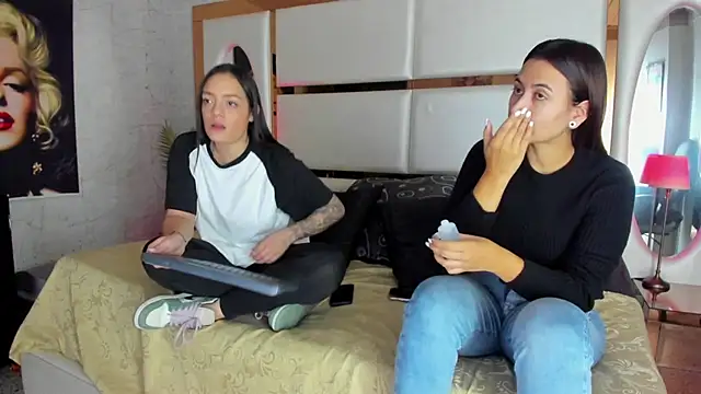 Snapshot of celestestars chatting on February 25, 2025, 8:41 pm celestestars online show from February 25, 2025, 8:41 pm