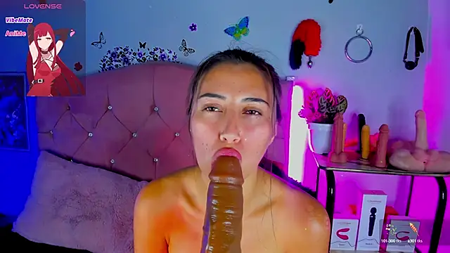 brenda moris01 online show from February 11, 2025, 3:29 am