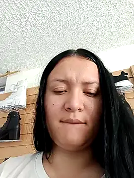 Arisha34 online show from February 6, 2025, 2:26 pm