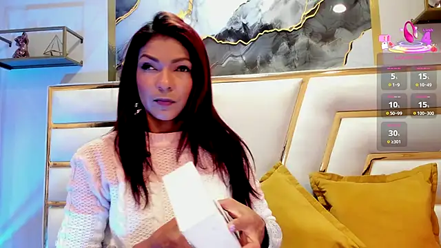 Snapshot of HannaPetit chatting on September 20, 2025, 7:04 pm HannaPetit online show from September 20, 2025, 7:04 pm