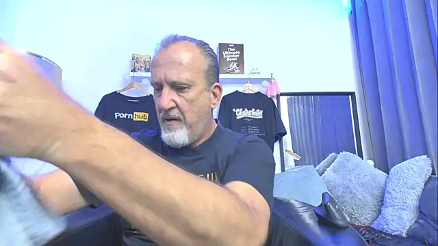 openminddaddy online show from December 11, 2024, 5:43 am