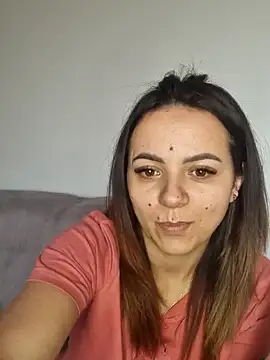 Snapshot of PlayfulElla chatting on February 10, 2025, 2:59 pm PlayfulElla online show from February 10, 2025, 2:59 pm