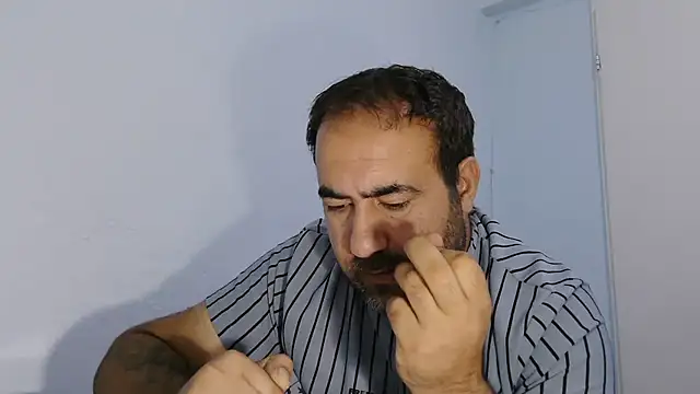 ZYXEL353 online show from November 8, 2025, 9:35 pm