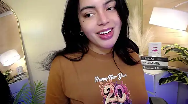 Snapshot of HotstuffCherrySummer chatting on January 1, 2025, 12:11 pm HotstuffCherrySummer online show from January 1, 2025, 12:11 pm