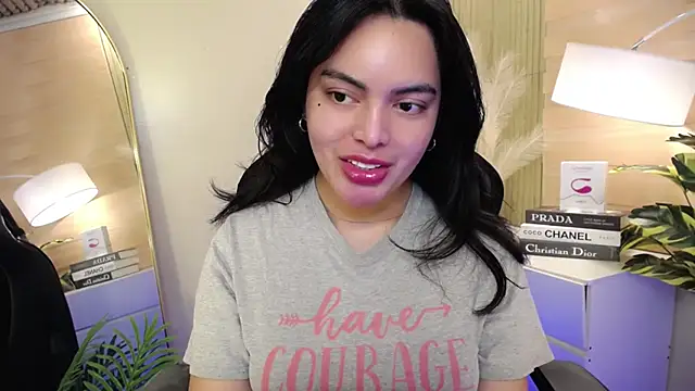 Snapshot of HotstuffCherrySummer chatting on January 14, 2025, 11:53 am HotstuffCherrySummer online show from January 14, 2025, 11:53 am