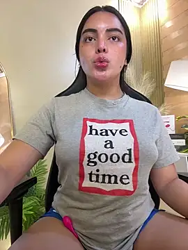 Snapshot of HotstuffCherrySummer chatting on February 4, 2025, 12:22 pm HotstuffCherrySummer online show from February 4, 2025, 12:22 pm