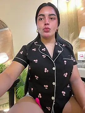 Snapshot of HotstuffCherrySummer chatting on February 11, 2025, 7:02 am HotstuffCherrySummer online show from February 11, 2025, 7:02 am