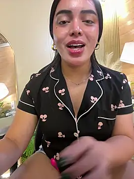 Snapshot of HotstuffCherrySummer chatting on February 11, 2025, 10:04 am HotstuffCherrySummer online show from February 11, 2025, 10:04 am