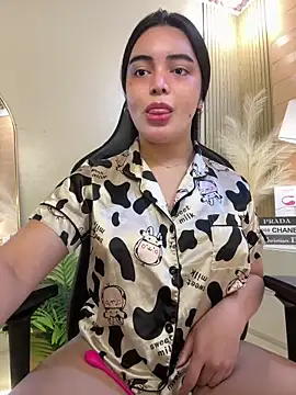 Snapshot of HotstuffCherrySummer chatting on February 17, 2025, 6:53 am HotstuffCherrySummer online show from February 17, 2025, 6:53 am