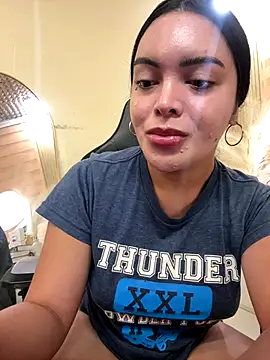 Snapshot of HotstuffCherrySummer chatting on November 13, 2025, 9:08 am HotstuffCherrySummer online show from November 13, 2025, 9:08 am