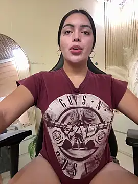 Snapshot of HotstuffCherrySummer chatting on November 23, 2025, 9:09 am HotstuffCherrySummer online show from November 23, 2025, 9:09 am