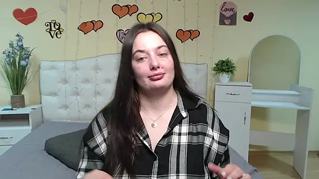 MilanaPrice online show from March 11, 2025, 6:30 pm