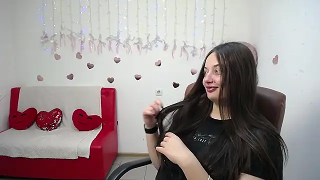 MilanaPrice online show from September 16, 2025, 5:25 pm