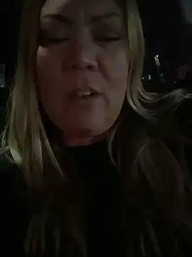 Snapshot of JESS_LOVES chatting on January 31, 2025, 1:54 am JESS LOVES online show from January 31, 2025, 1:54 am