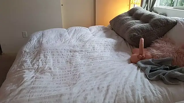 Snapshot of JESS_LOVES chatting on February 8, 2025, 5:08 pm JESS LOVES online show from February 8, 2025, 5:08 pm