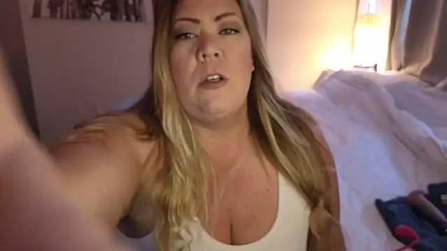 Snapshot of JESS_LOVES chatting on February 16, 2025, 4:21 pm JESS LOVES online show from February 16, 2025, 4:21 pm