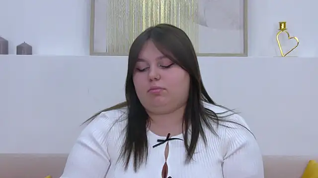 Snapshot of LillianKim chatting on January 19, 2025, 9:45 pm LillianKim online show from January 19, 2025, 9:45 pm