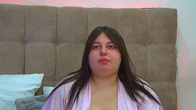 Snapshot of LillianKim chatting on March 2, 2025, 6:51 pm LillianKim online show from March 2, 2025, 6:51 pm