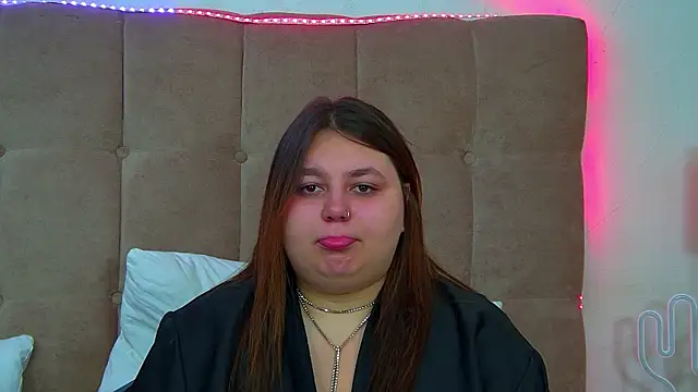 Snapshot of LillianKim chatting on September 12, 2025, 6:30 pm LillianKim online show from September 12, 2025, 6:30 pm