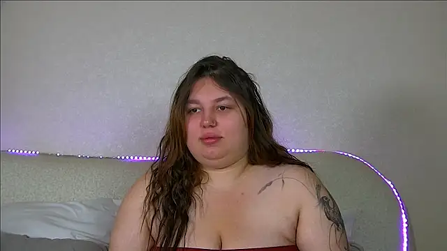 Snapshot of LillianKim chatting on September 29, 2025, 6:46 pm LillianKim online show from September 29, 2025, 6:46 pm