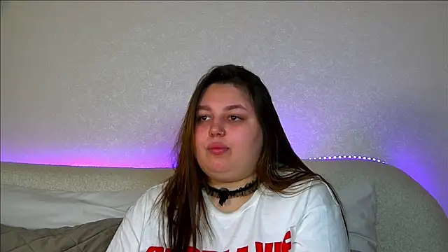 Snapshot of LillianKim chatting on October 16, 2025, 6:42 pm LillianKim online show from October 16, 2025, 6:42 pm