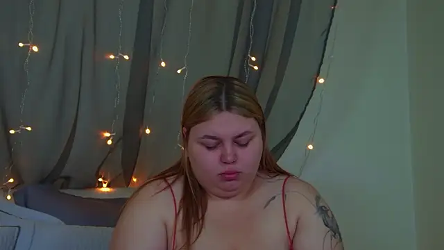 Snapshot of LillianKim chatting on November 29, 2025, 7:00 am LillianKim online show from November 29, 2025, 7:00 am