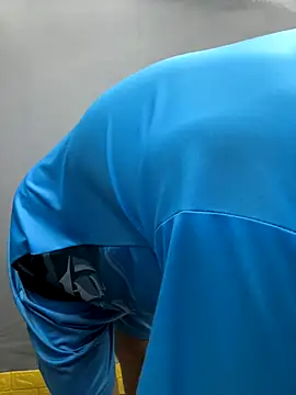 Snapshot of Enda_21 chatting on November 5, 2025, 1:49 am Enda 21 online show from November 5, 2025, 1:49 am