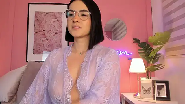 Snapshot of SoySaraa chatting on January 30, 2025, 5:41 am SoySaraa online show from January 30, 2025, 5:41 am