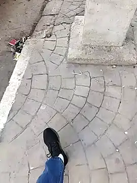 Snapshot of K-27 chatting on October 13, 2025, 8:36 am K-27 online show from October 13, 2025, 8:36 am