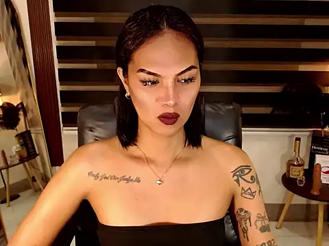 Snapshot of SarahAmber chatting on November 29, 2025, 10:07 am SarahAmber online show from November 29, 2025, 10:07 am