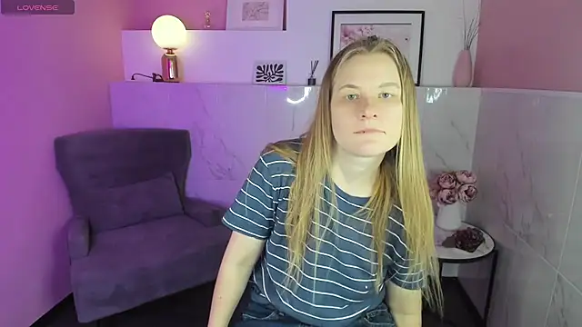 Snapshot of JadeSoft chatting on January 11, 2025, 1:32 pm JadeSoft online show from January 11, 2025, 1:32 pm