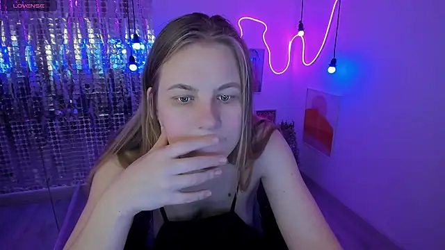 Snapshot of JadeSoft chatting on January 25, 2025, 3:09 am JadeSoft online show from January 25, 2025, 3:09 am