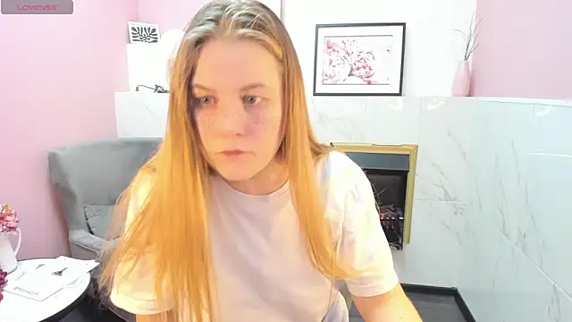 Snapshot of JadeSoft chatting on February 8, 2025, 2:36 am JadeSoft online show from February 8, 2025, 2:36 am