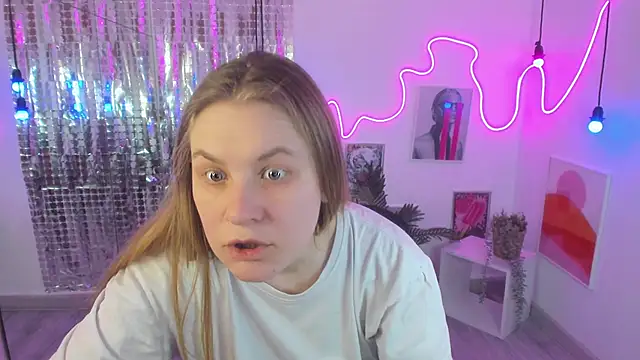 Snapshot of JadeSoft chatting on March 22, 2025, 2:37 am JadeSoft online show from March 22, 2025, 2:37 am