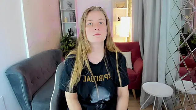 Snapshot of JadeSoft chatting on October 26, 2025, 2:23 pm JadeSoft online show from October 26, 2025, 2:23 pm