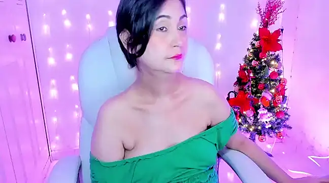 Snapshot of danielahot66 chatting on December 8, 2024, 8:41 am danielahot66 online show from December 8, 2024, 8:41 am