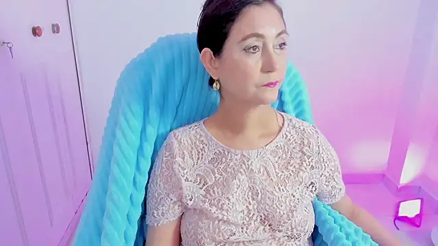 Snapshot of danielahot66 chatting on November 19, 2025, 5:40 am danielahot66 online show from November 19, 2025, 5:40 am