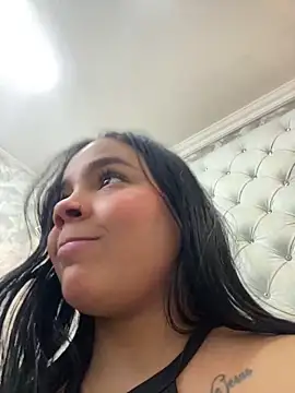 EmilyQueen3x online show from January 22, 2025, 4:12 pm