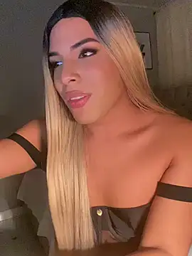 Snapshot of Valery__mt chatting on December 11, 2024, 3:24 am Valery  mt online show from December 11, 2024, 3:24 am