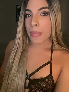 Snapshot of Valery__mt chatting on January 11, 2025, 2:30 am Valery  mt online show from January 11, 2025, 2:30 am