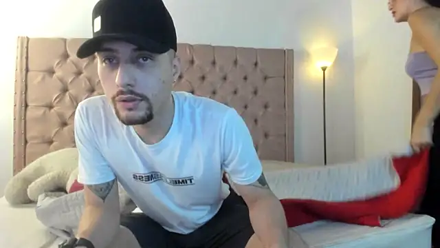 Pleasure Vibes23 online show from February 20, 2025, 4:14 pm