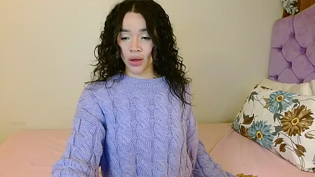 kiarablue online show from October 10, 2025, 4:00 am